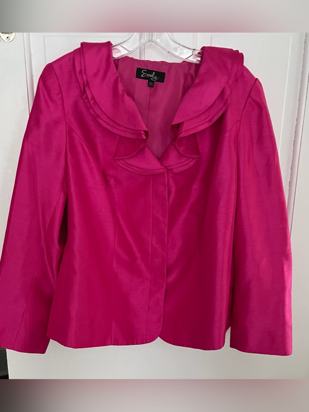 Emily size 14W Jacket Blazer Ruffled Neckline Collar Long Sleeves